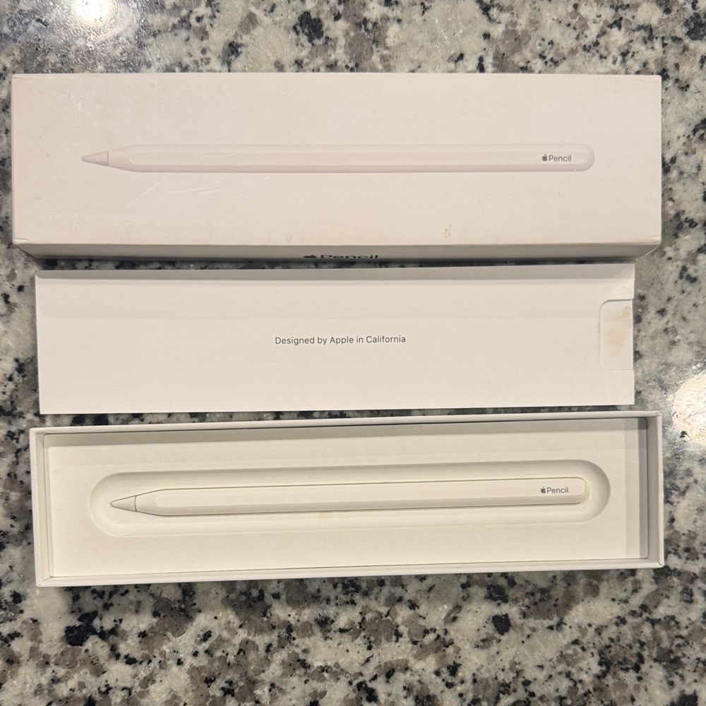 Apple Pencil in Elegant White